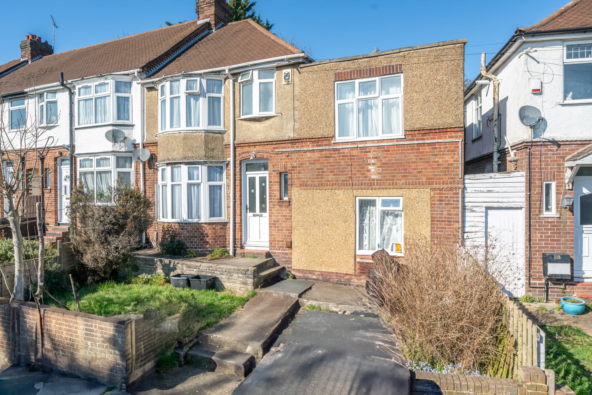 Milton Road, Luton, LU1