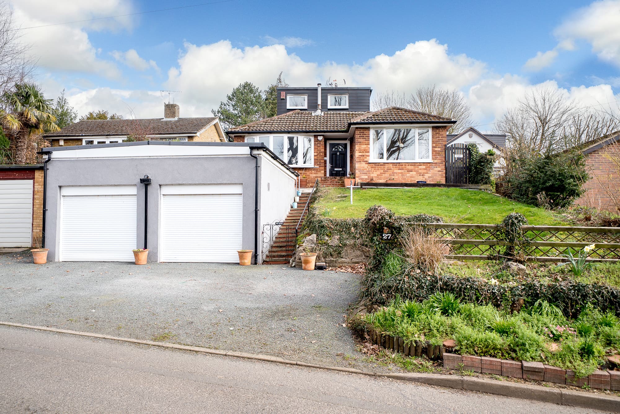 Mancroft Road, Caddington, LU1