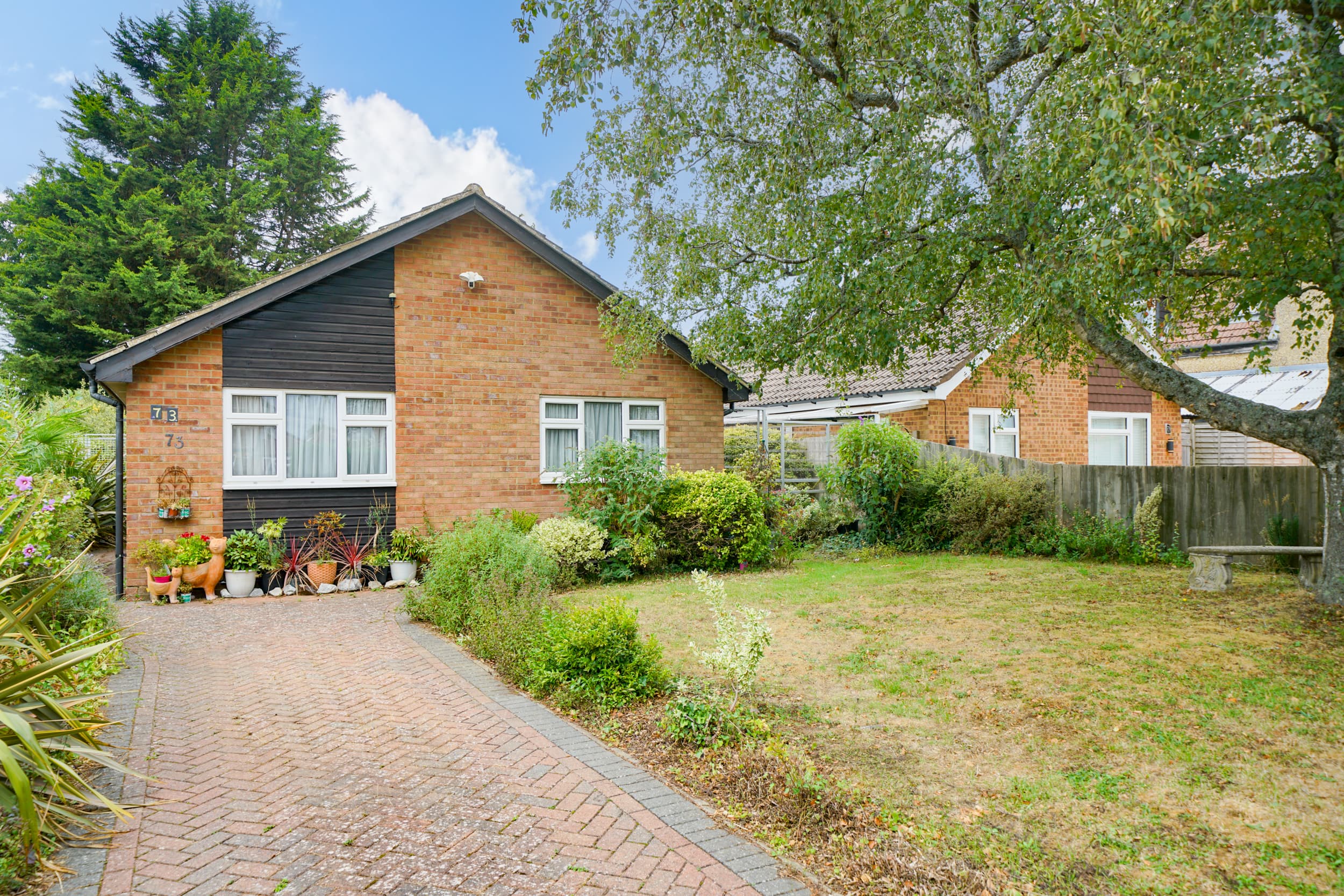 Manor Road, Caddington, LU1