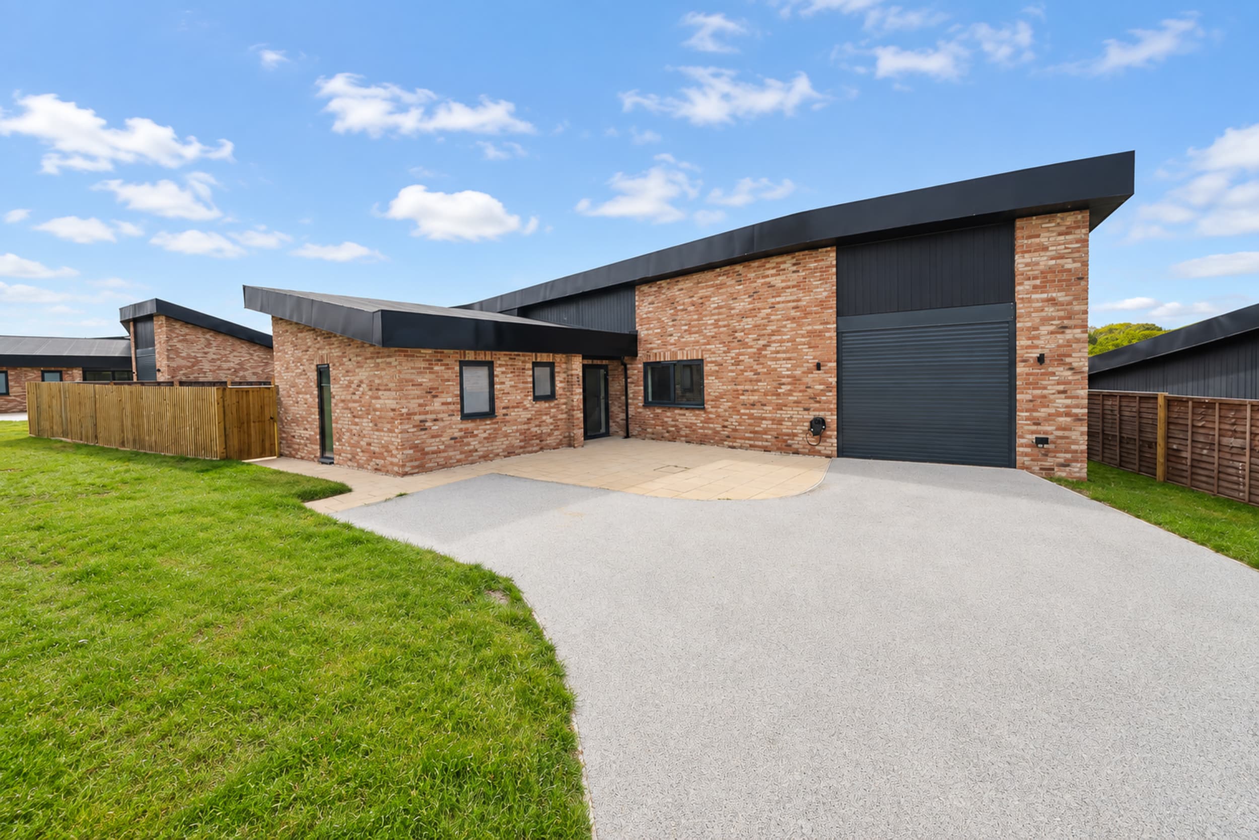 Doone Brae, Windmill Road, LU1