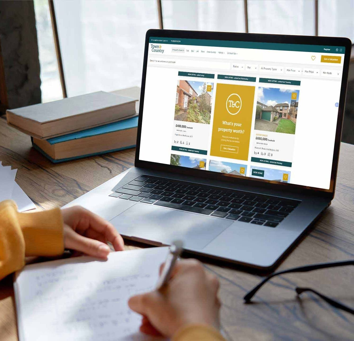 <span style="color:hsl(187, 100%, 16%);">Why Choose Town </span><span style="color:hsl(45,100%,39%);">& </span><span style="color:hsl(187, 100%, 16%);">Country?</span>