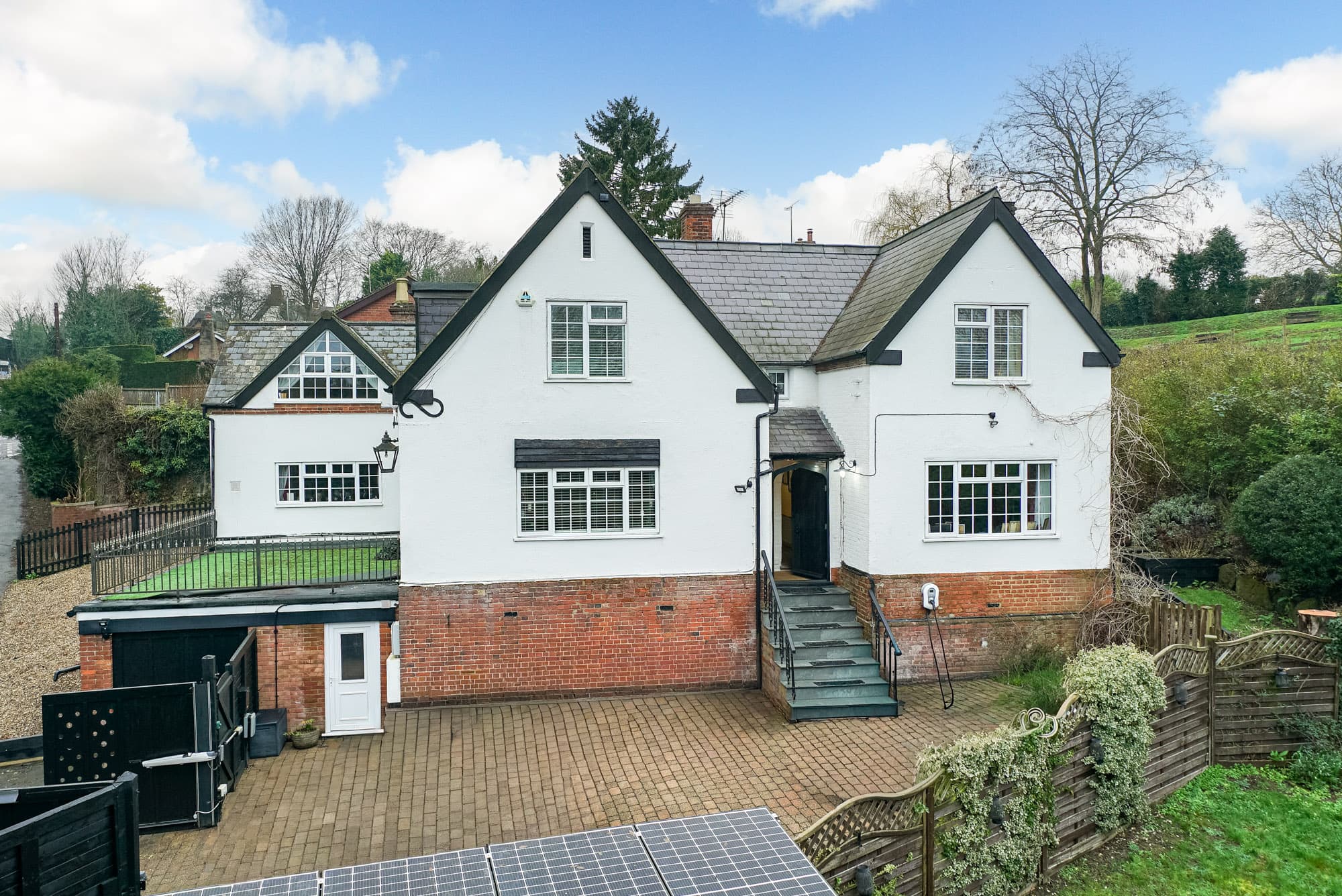 Leighton Road, Great Billington, LU7