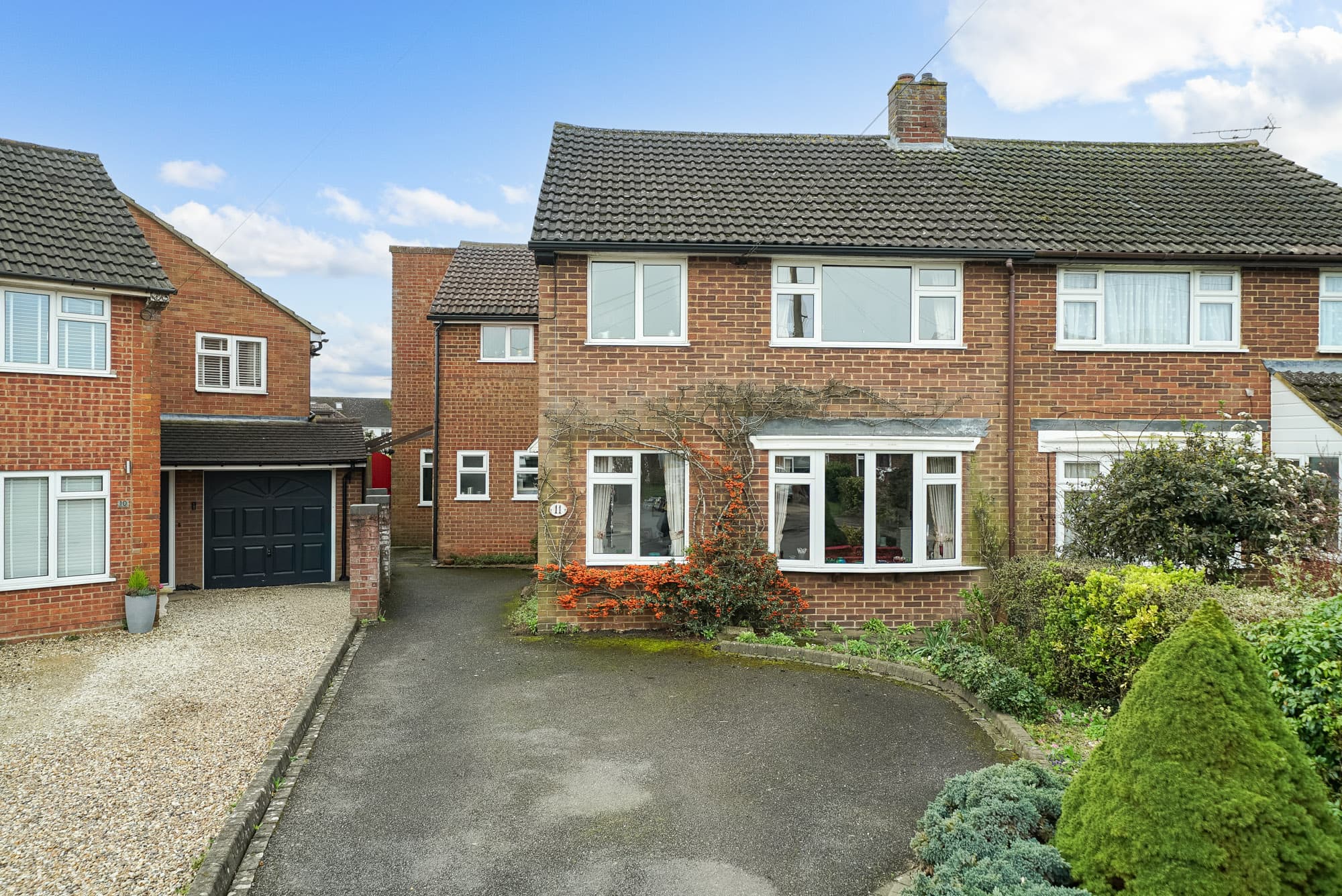 Enslow Close, Caddington, LU1