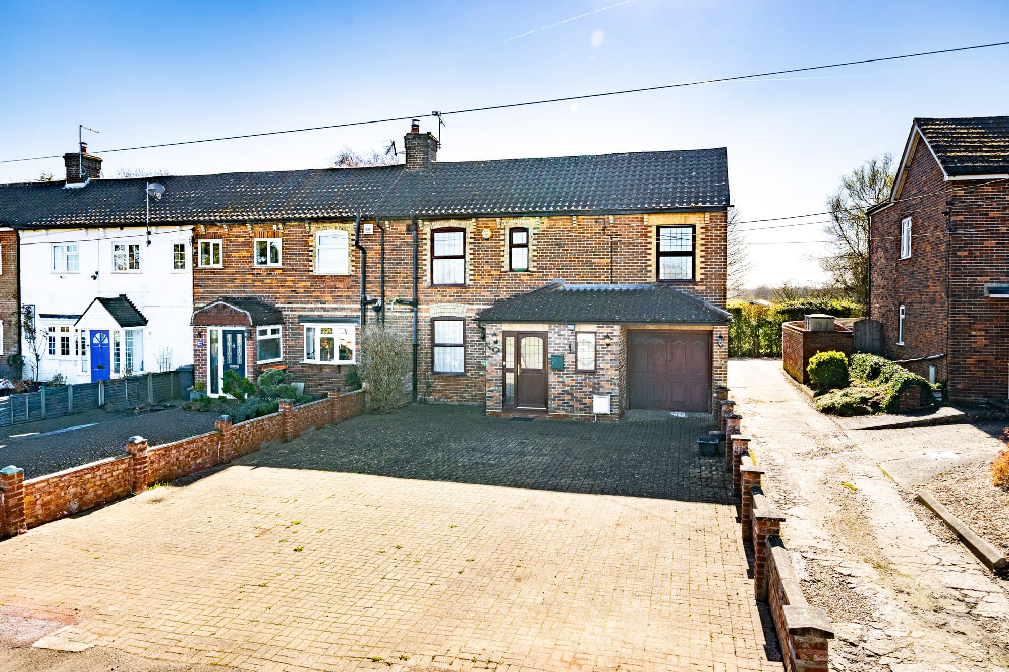 Dunstable Road, Caddington, LU1