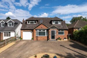 Manor Road, Caddington, LU1