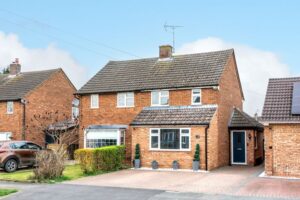 Adstone Road, Caddington, LU1