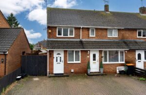 Elm Avenue, Caddington, LU1