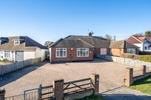 Manor Road, Caddington, LU1