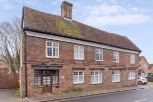 High Street, Markyate, AL3